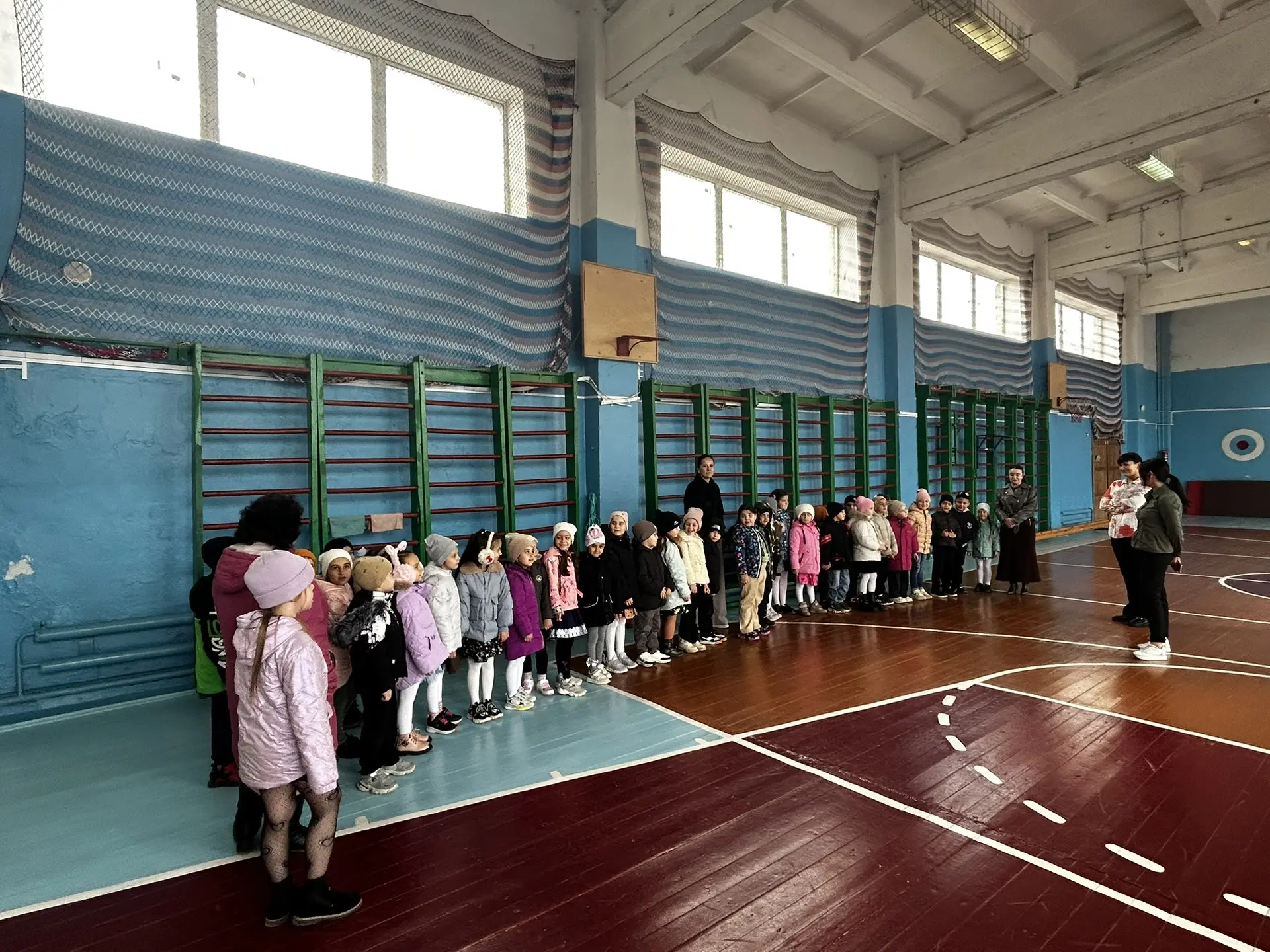 «Экскурсия в школу: знакомство с будущим учебным пространством»