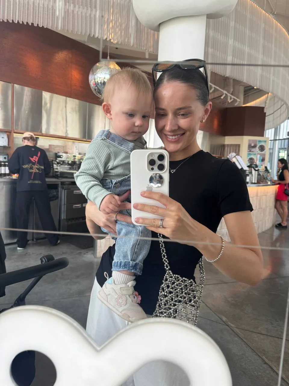 Приехала подруга из Москвы с малышкой, ей уже год💗👶