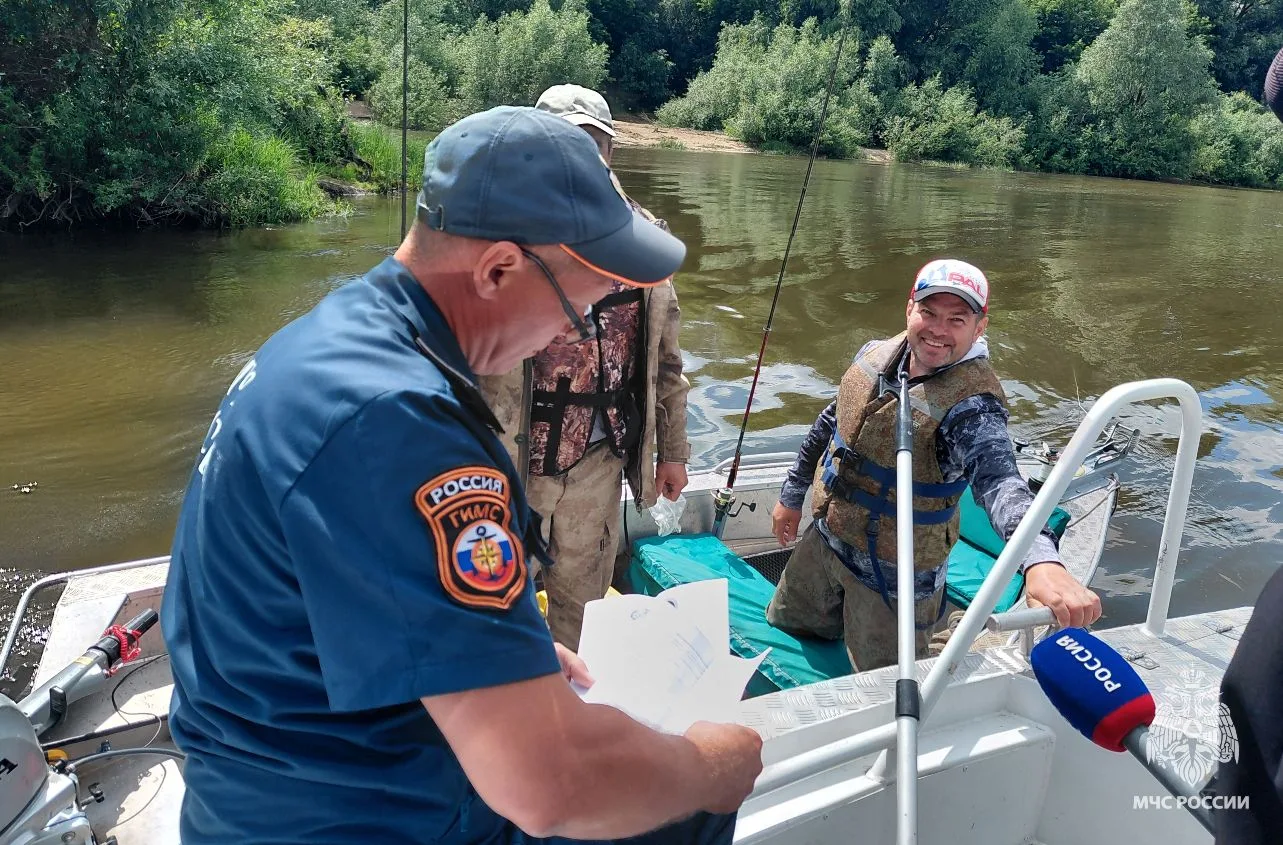 Инспекторы ГИМС провели рейд по безопасности на водоёмах

Инспекторы Центра ГИМС Главного управления
