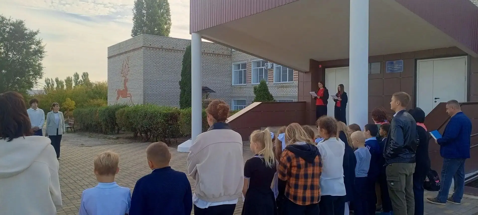 🇷🇺РАЗГОВОРЫ О ВАЖНОМ🇷🇺Сентябрь продолжается яркими и важными школьными событиями! С...