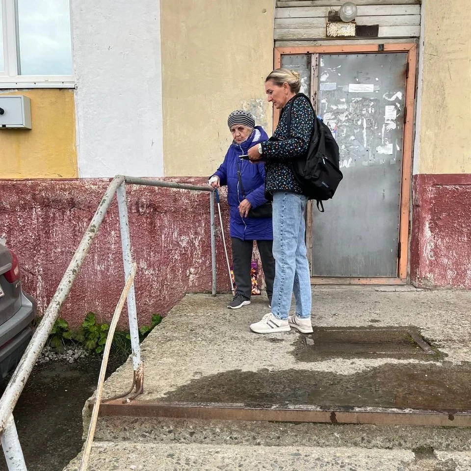 ☑️ Встреча с жителями в рамках конкурса «Инициативы двора» 

Депутат Совета депутатов Печенгского ок