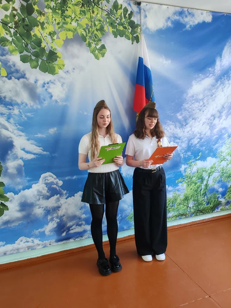 Сегодня в нашей школе прошла акция «Бессмертный полк» 🇷🇺✨. Ученики и учителя с гордос...