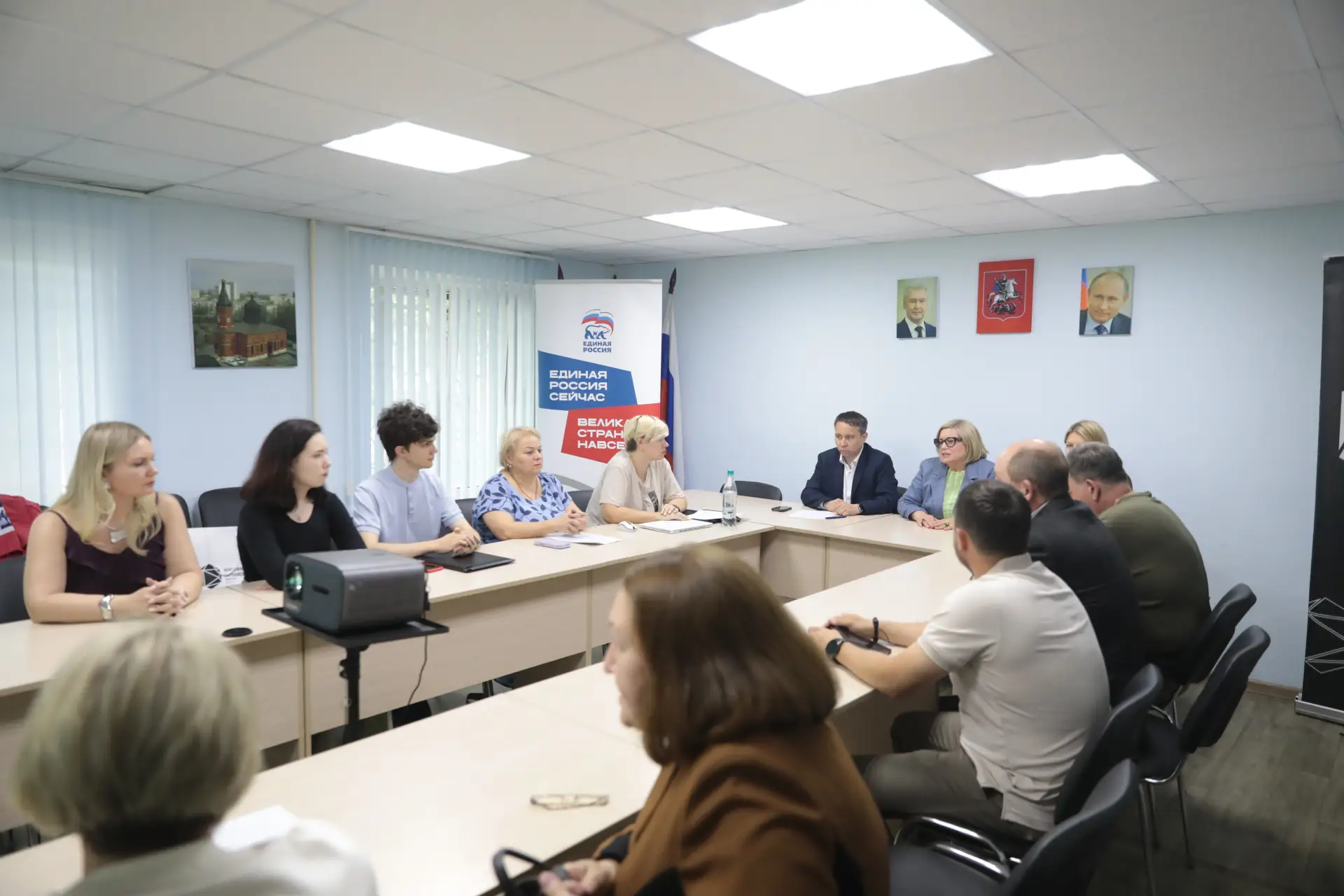 В районе Западное Дегунино провели круглый стол с НКО Северного административного округа — говорили 