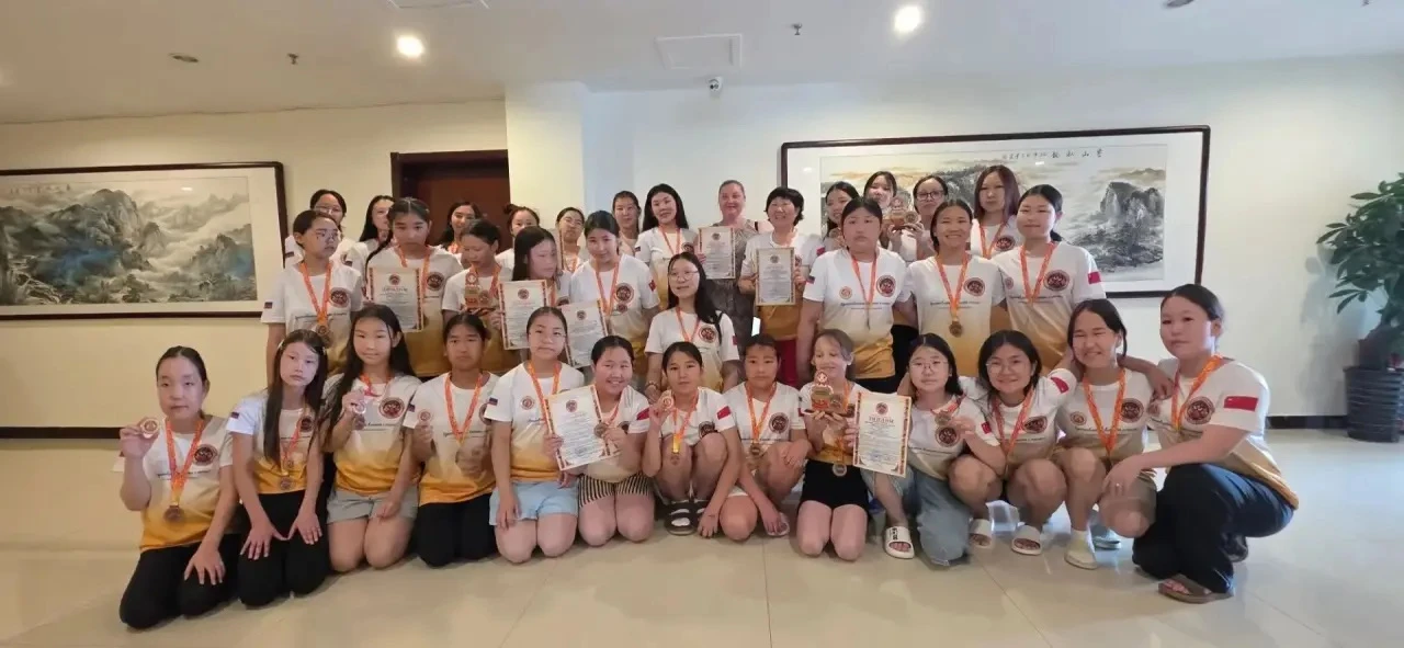 🌟 ТРИ ПЕРВЫХ МЕСТА В КИТАЕ! 🇨🇳 Наша «Жемчужина Бурятии» покоряет международные сцены...