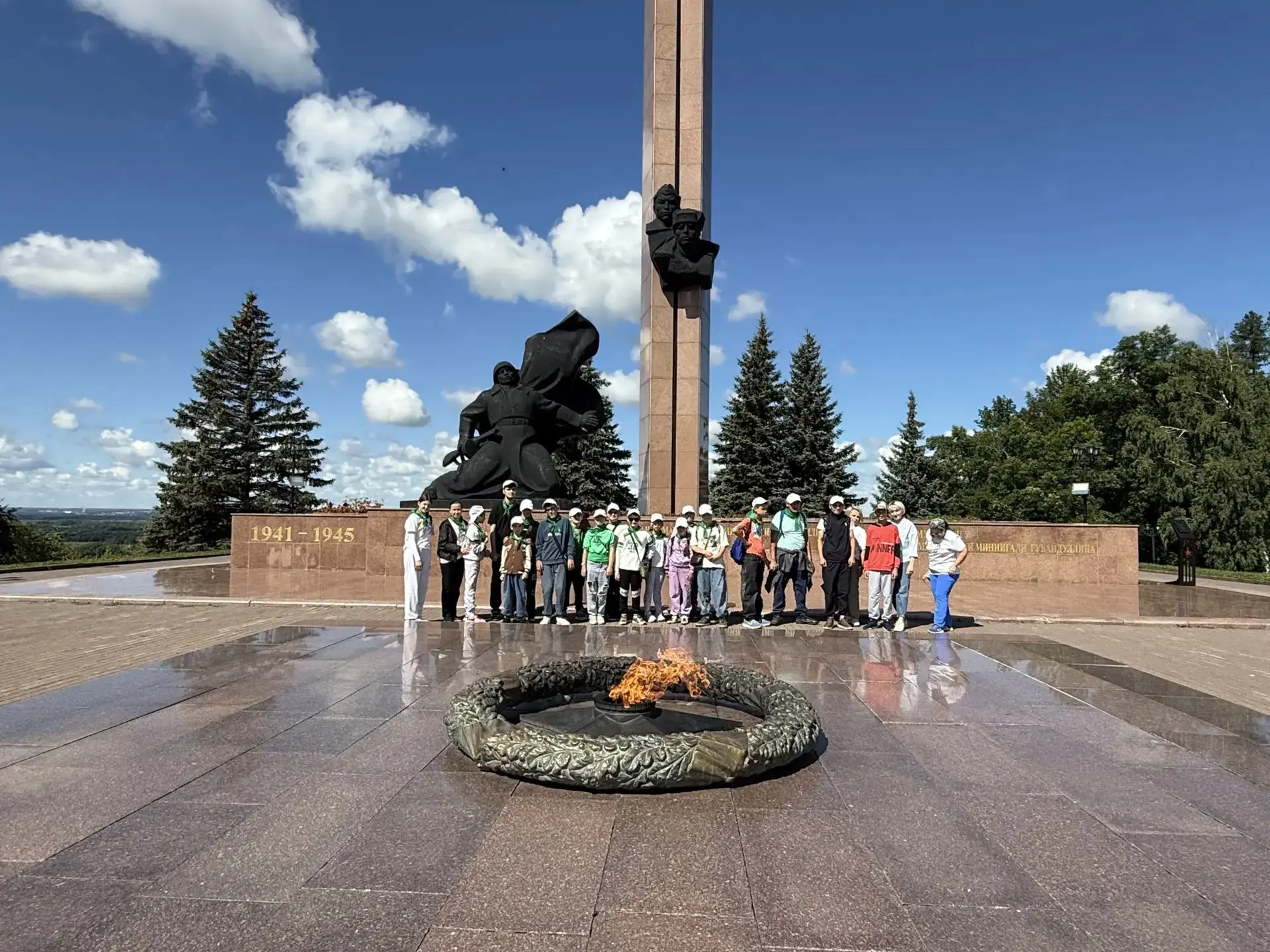 Наш пришкольный лагерь "Дружба" посетил парк Победы 🌟🌟🌟.