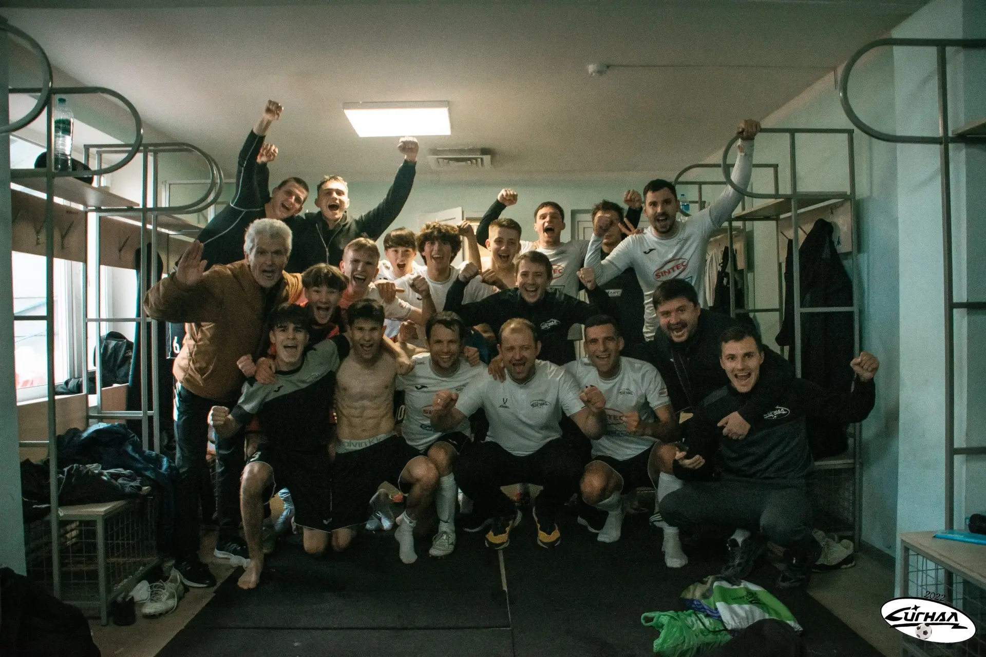 «Сигнал» разгромил «Киров» 7:2