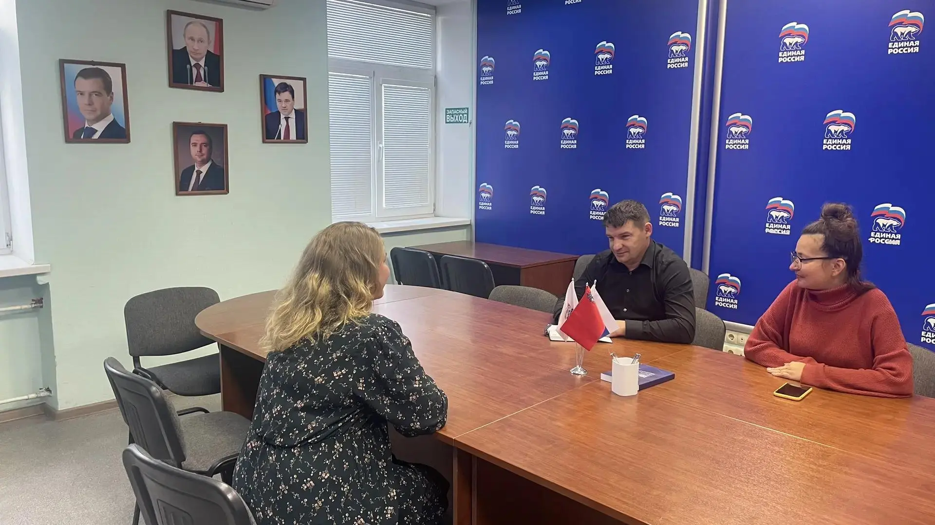 Забота о семьях и поддержка благотворительности: Владимир Кайнер провёл очередной приём...