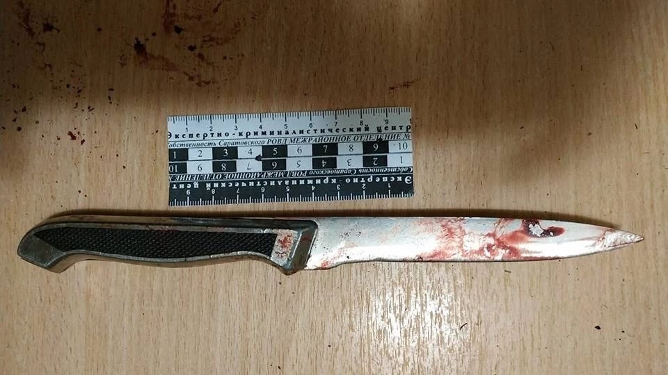 🤯 Саратовец изрезал собутыльника ножом и не смог вспомнить причину ссоры