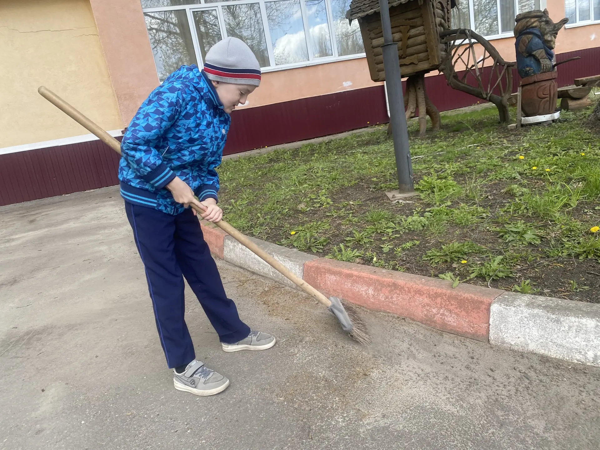 Всероссийская неделя субботников: мы за чистоту! 🧽В нашей школе стартовала Всероссийская неделя субб