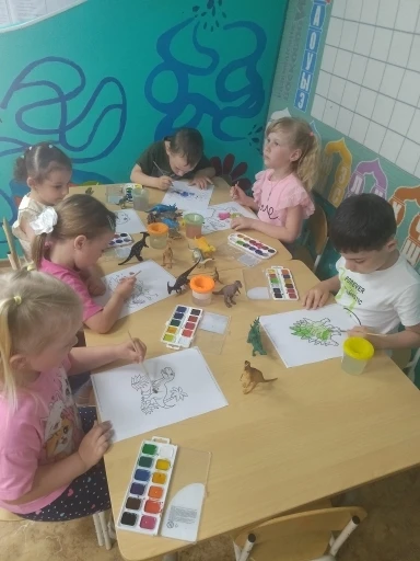 Сегодня в нашей группе состоялось увлекательное занятие по художественному творчеству! ...