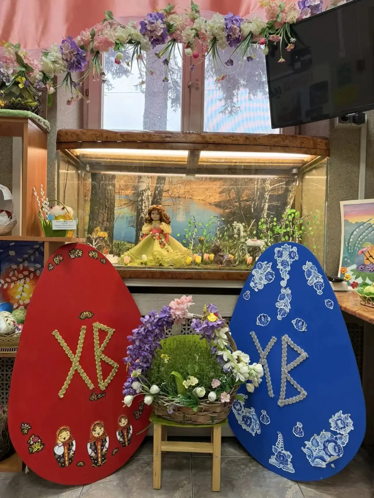СОВМЕСТНОЕ ТВОРЧЕСТВО: КАЖДЫЙ  ЭКСПОНАТ - МАЛЕНЬКОЕ ЧУДО  Настоящая весна и светлая радость царят у 