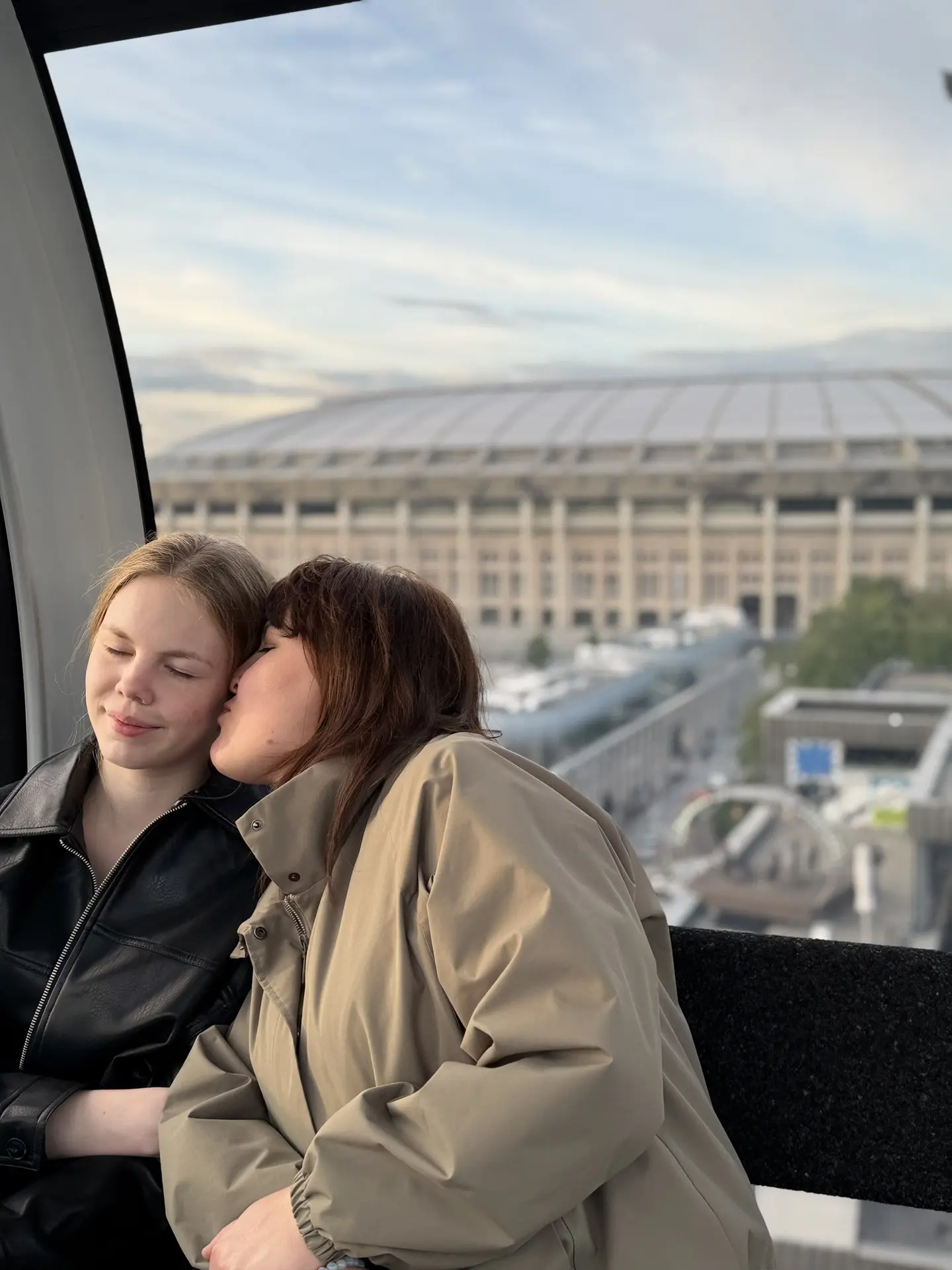 Москва, ну вот мы опять! 😄 С дочкой Полиной смотались на пару дней — уже не в первый р...