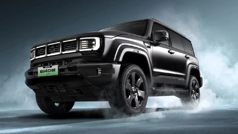 В Китае стартовали продажи новой комплектации рамного внедорожника BAIC BJ40 — Black Ya...