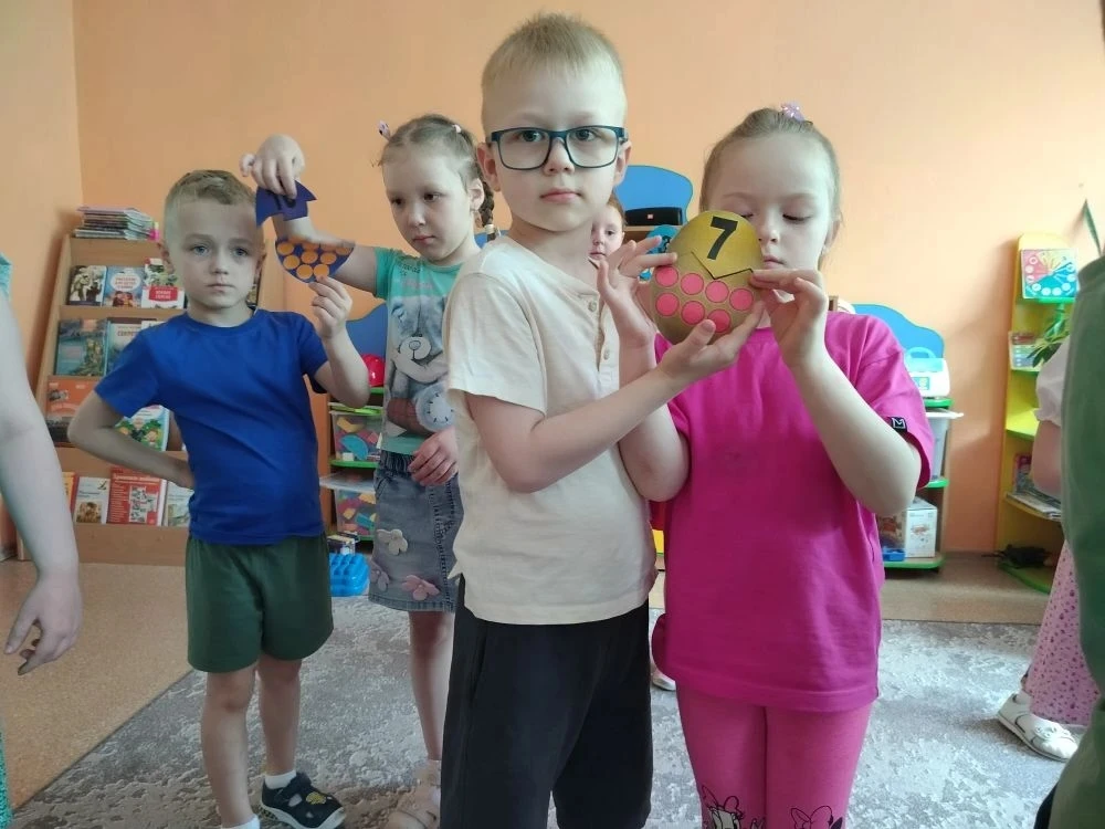 Математика сопровождает нас всю жизнь. Чем раньше ребёнок поймёт и усвоит азы математики, тем лучше.