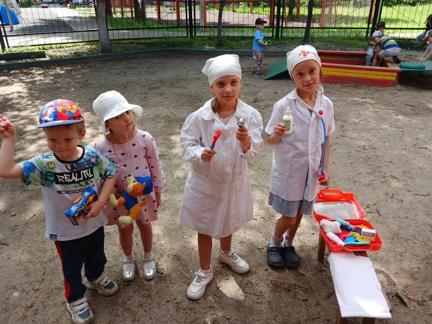 Дорогие родители и друзья нашего детского сада!
