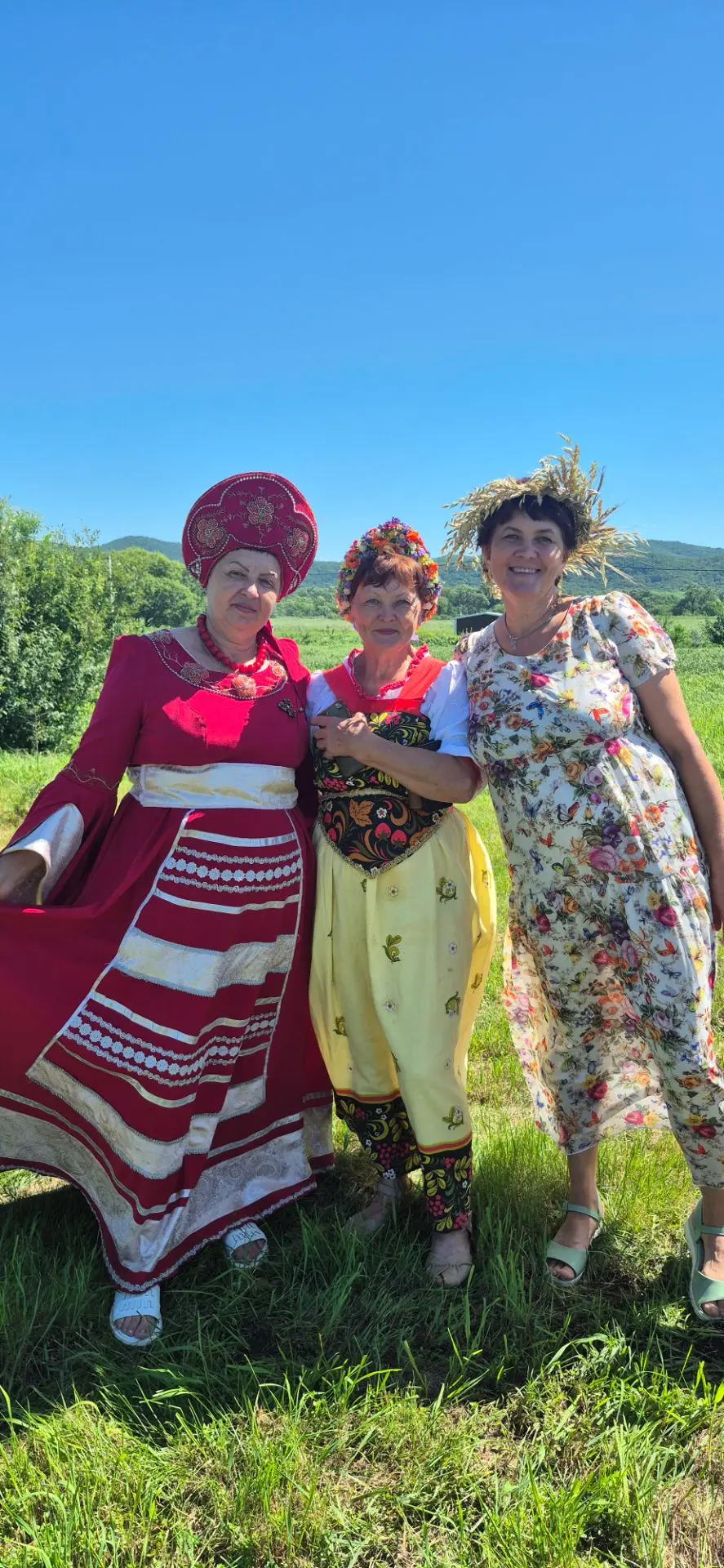 🍎🍯 Праздники, улыбки и творчество: как прошли наши выходные!