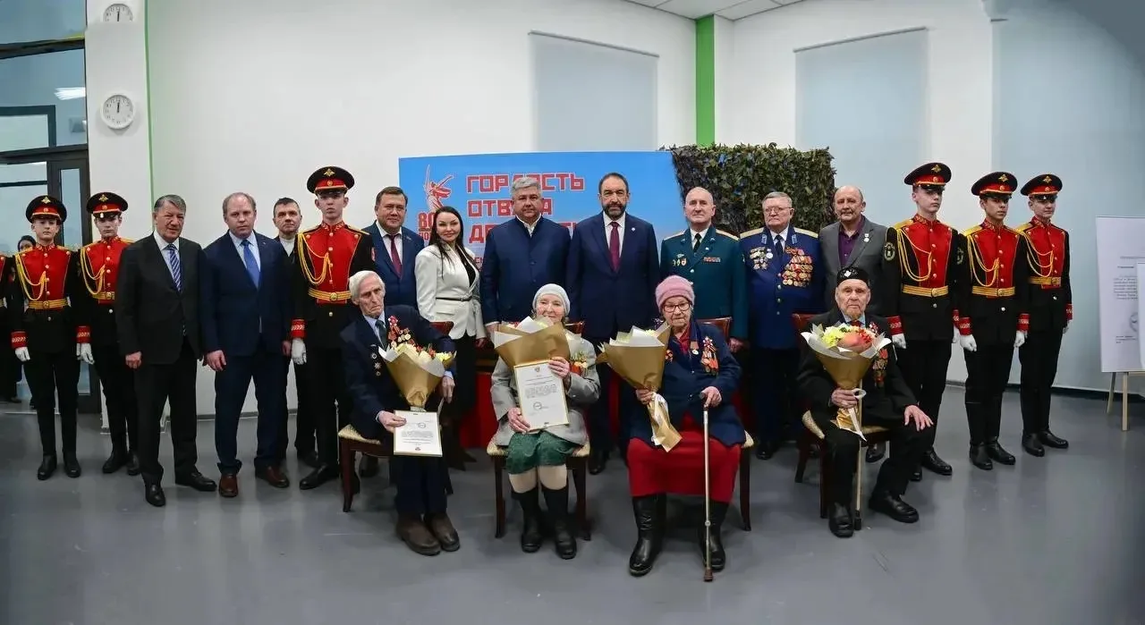 Поздравляю с Днём Республики Татарстан и Днём города Зеленодольска!