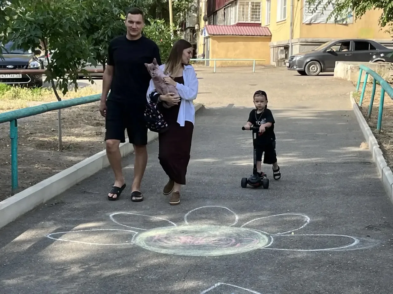 🎉 Сегодня — День семьи, любви и верности! 🎉