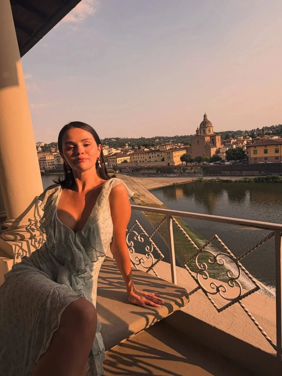 🇮🇹❤️ Селена Гомес устроила романтичные каникулы с мужем в Италии

Певица отметила день рождения в 