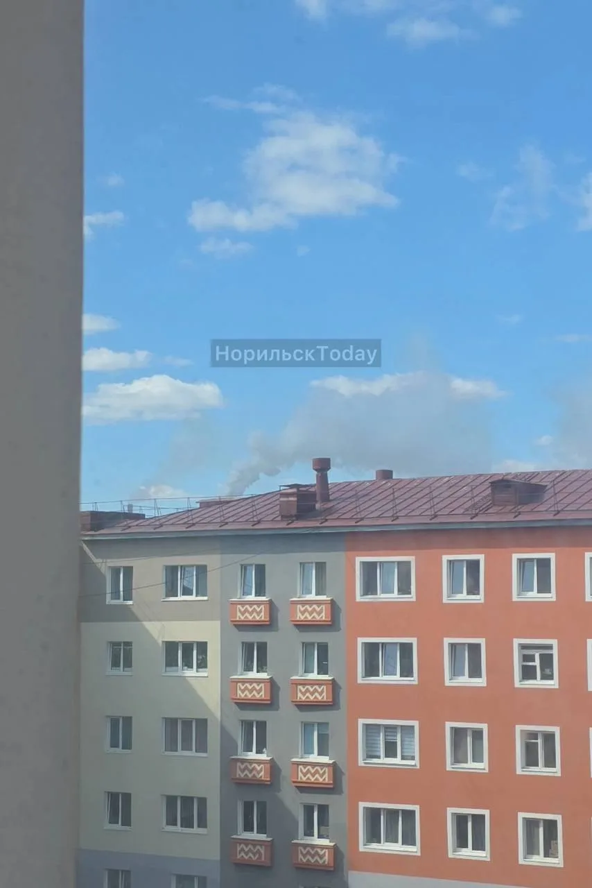 Прислали анонимно: «Сколько можно-то травить народ, детей. Хорошая погода хочется выйти...