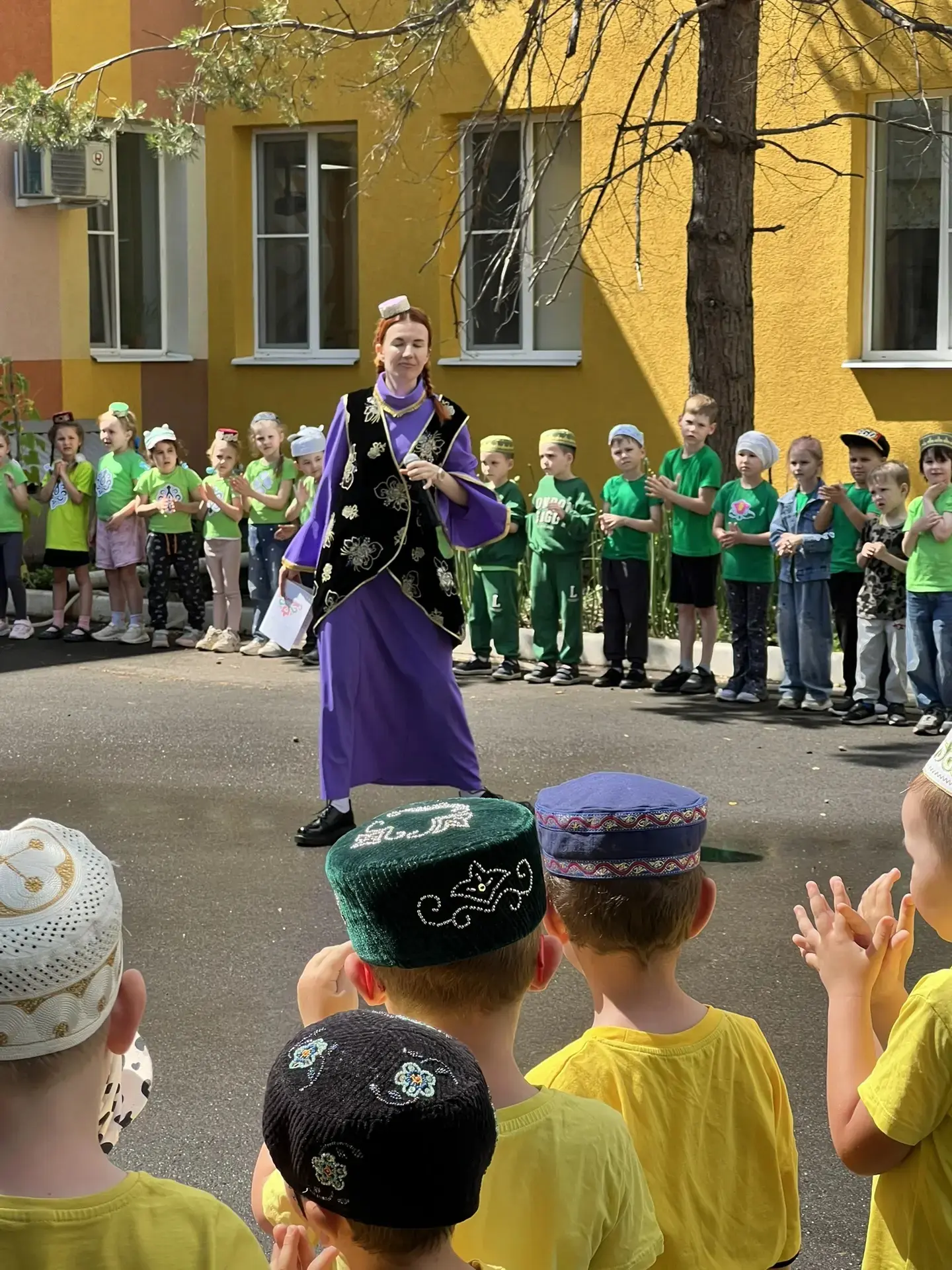 Шумный, веселый, наш Сабантуй!

У ребят-дошколят прошел долгожданный праздник Сабантуй.

С самого ут