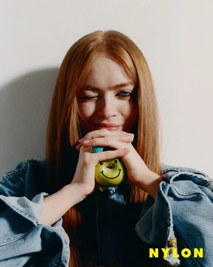 😍 Сэди Синк в фотосессии для Nylon