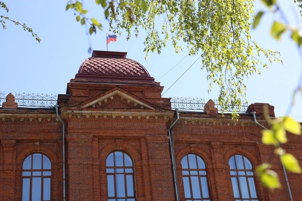 Уважаемые коллеги, студенты и сотрудники! 🇷🇺 Сегодня мы отмечаем важный государственн...