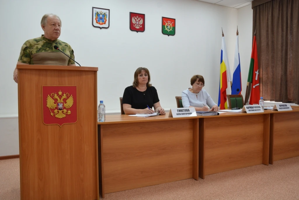 💼 Итоги майского заседания Собрания депутатов Каменского района  ✅ 25 мая состоялось очередное засед