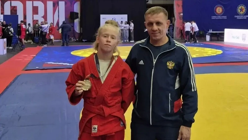 🏆️ Югорская спортсменка завоевала золото на международном первенстве по самбо в Сербии  Югорская спо