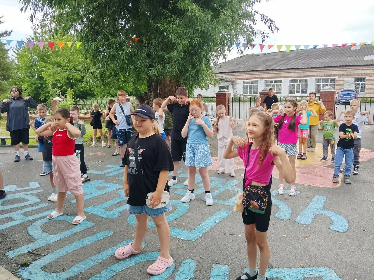 Всем привет! На связи медиацентр из лагеря "Летняя Школярия"!  11-й день смены "Деловые люди"😎 

11