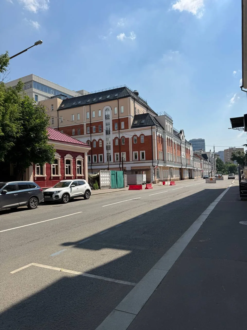Прекрасный денек, чтобы прогуляться по Москве