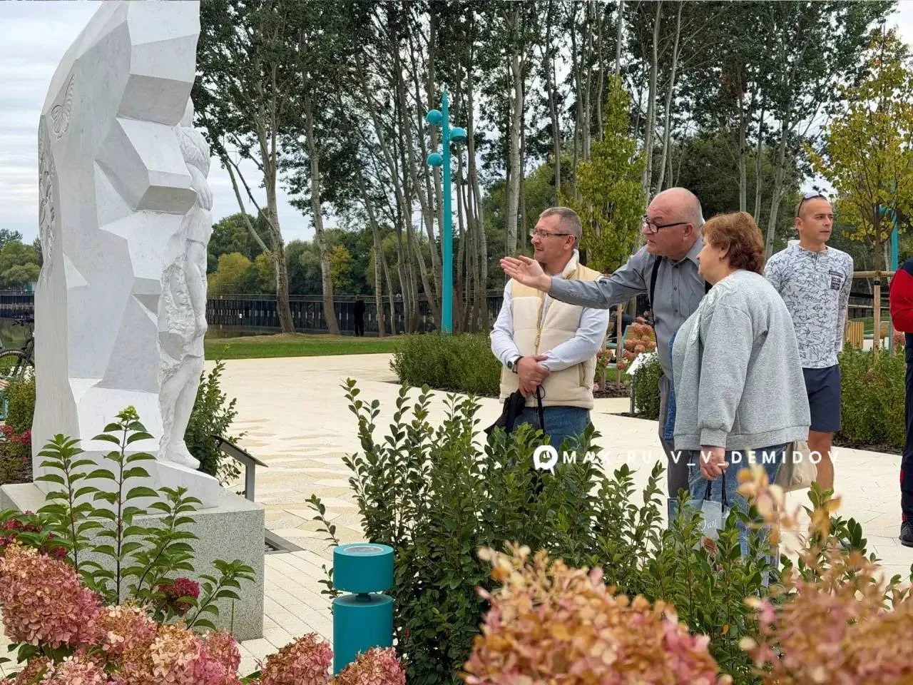 В Белгороде продолжается симпозиум скульпторов «Отражение»