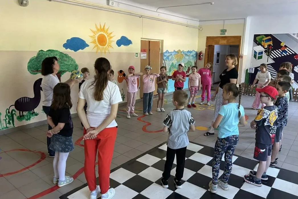 💐 Новый кондиционер установлен в школе благодаря помощи судей региона 

Очень своевременный подарок