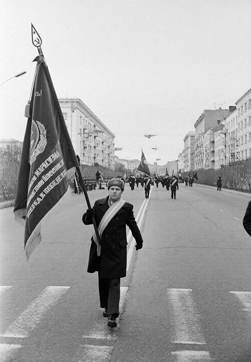 В 1977 году бригадир комплексной бригады строительного управления треста «Мурманскжилст...