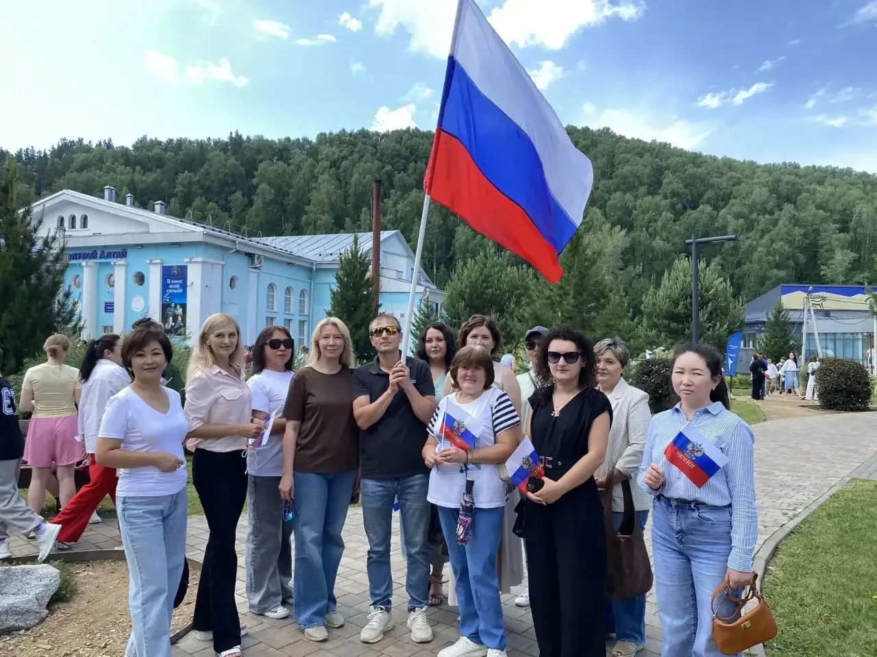 С Днём России! Мы сильны, когда едины!!!! 🇷🇺