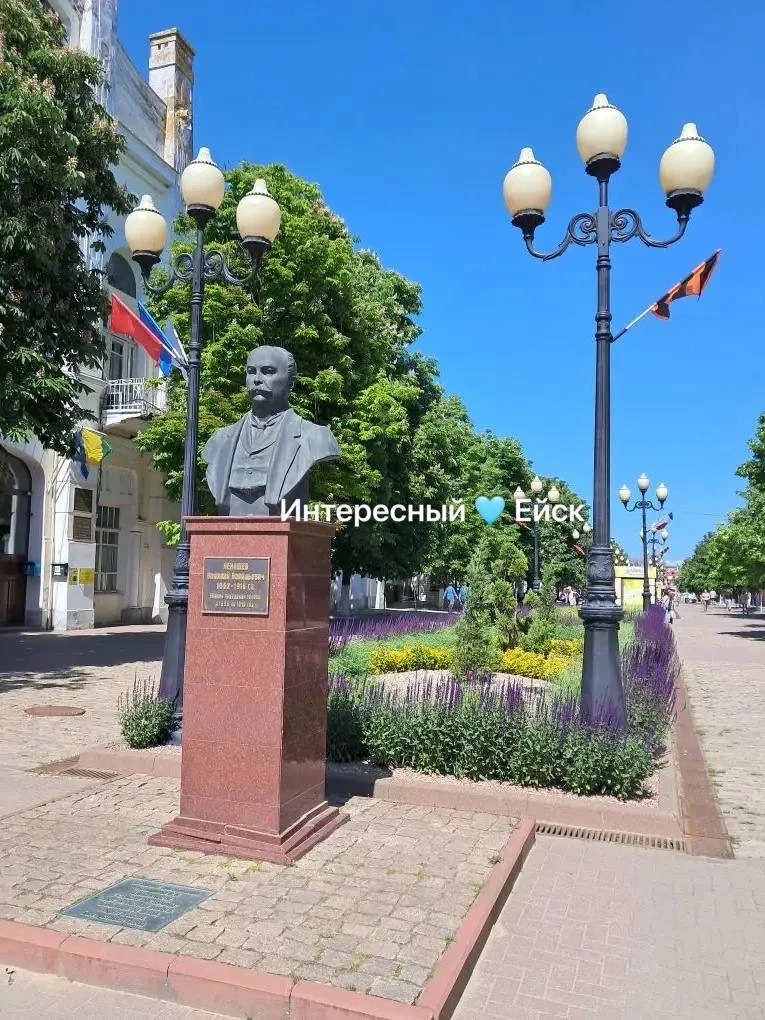 Сегодня в центре города по летнему жарко 🥵