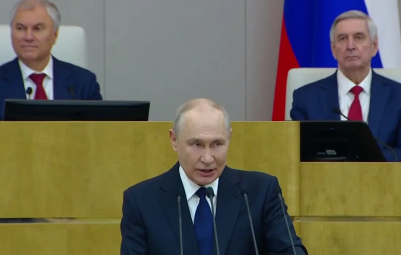 ⚡️Россия не может бегать по всему миру и унизительно клянчить подачки с… — публикация канала «Топор Live»