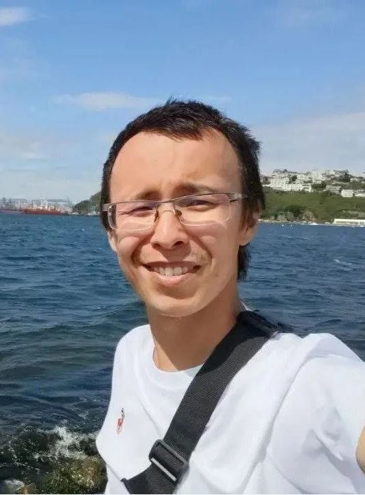 💔Во Владивостоке опубликовали кадры cTрaшнoй трагeдuu: парень спас тонувшую девочку це...