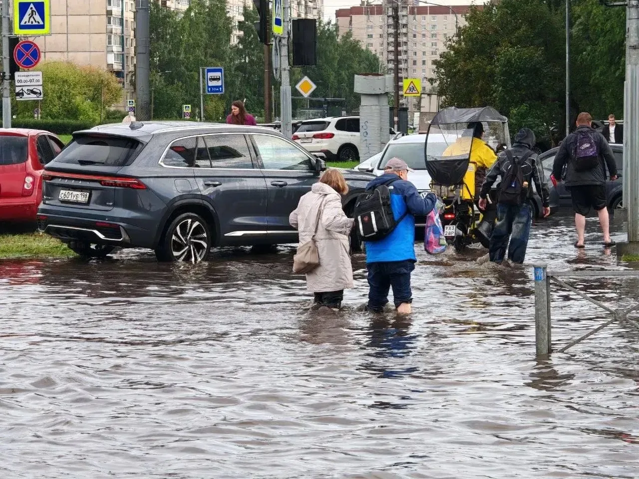 🤯 В реки превратились улицы Питера