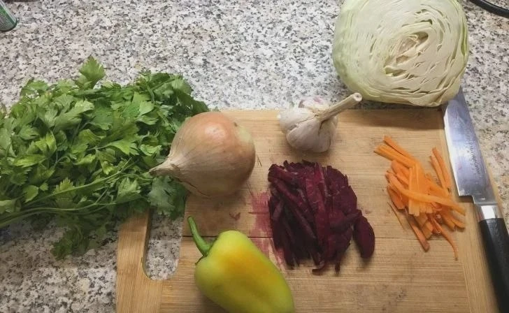 Сколько стоит порция «сельди под шубой»
