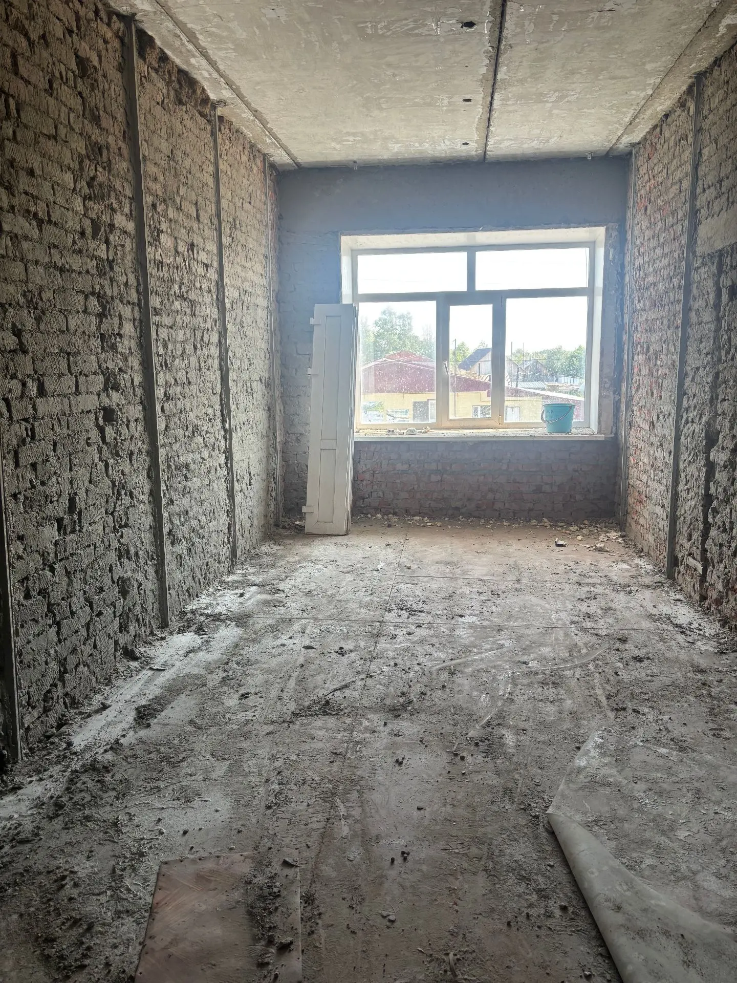 Капитальный ремонт школы: работа в самом разгаре! 🏗️🎓

Продолжаем нашу регулярную рубрику о ходе к