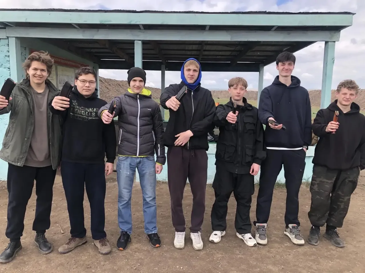 Пять дней на полевых сборах! ✅  С 18 по 22 мая у учащихся Лицея имени А. Г. Баженова прошли учебные 