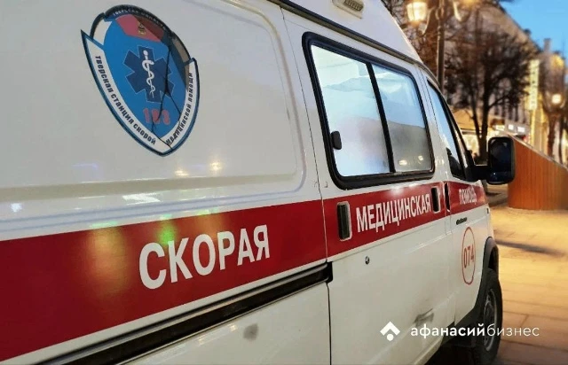 «Скорая» не смогла добраться к ребенку из-за разбитой дороги под Тверью
