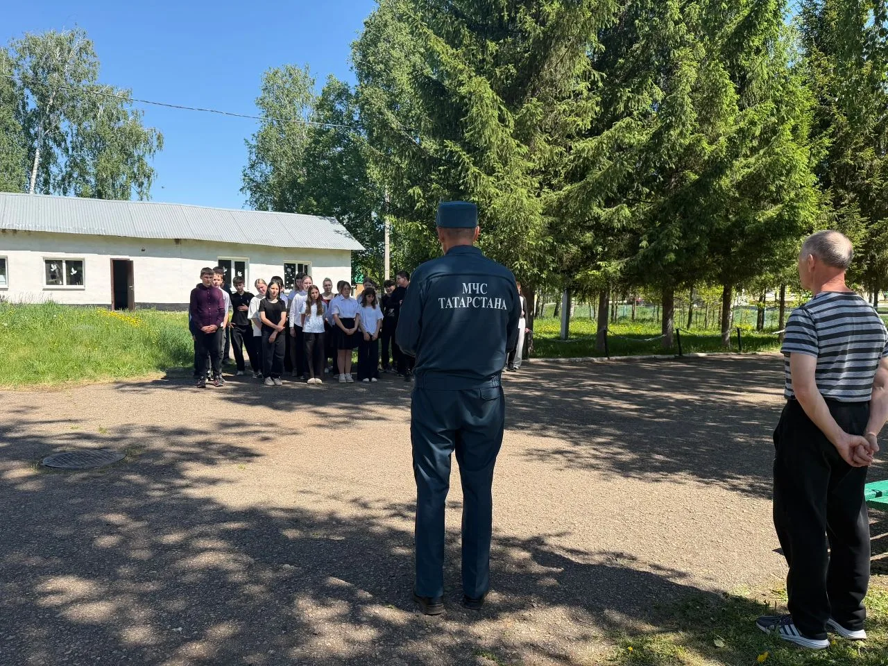 В нашей школе прошла встреча с сотрудниками пожарной части «ОП ППС с.Новозареченский»