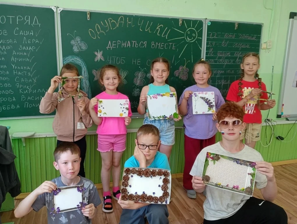 ☺️Сегодня в лагере прошёл день творчества и заботы о здоровье. Утром дети делали уникал...