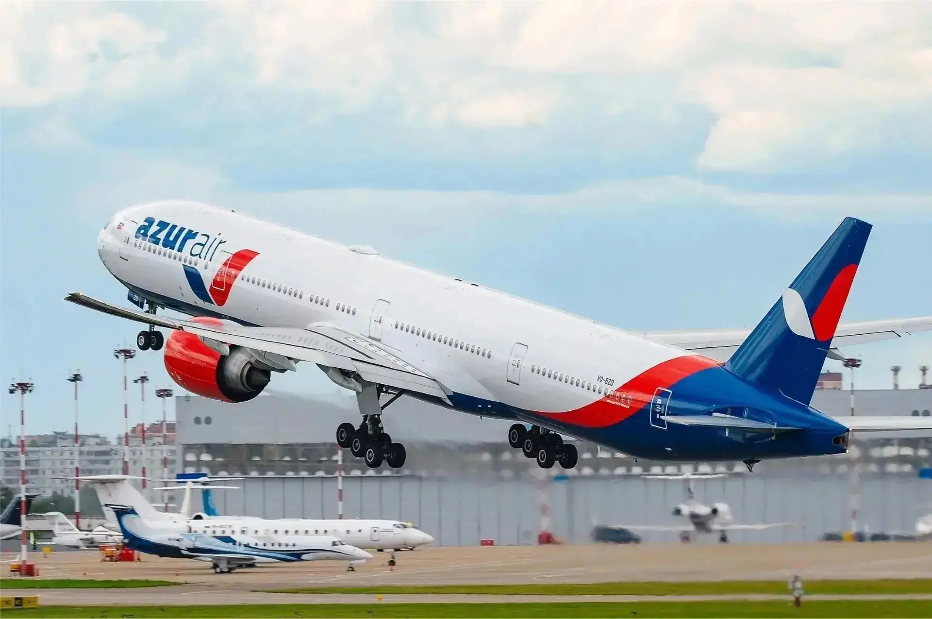 🌴 Пять туристических направлений в осенне-зимнем сезоне из Внуково от Azur Air.