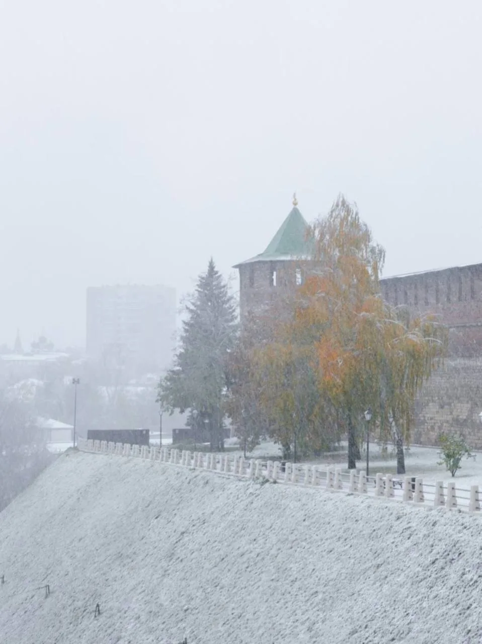 ❄️ Первый снег в Нижегородской области может выпасть уже 29 октября