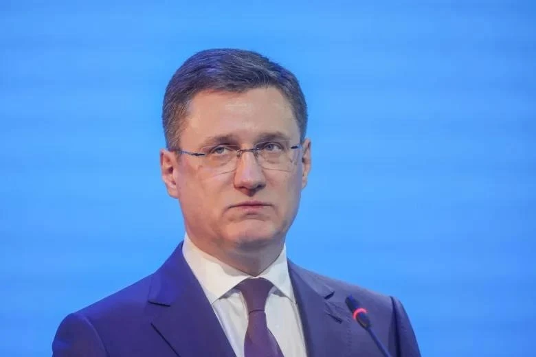 Ограничения на продажу бензина на АЗС хотят отменить.