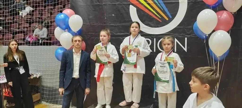 НАШИ ВЫПУСКНИКИ - НАША ГОРДОСТЬ!
С огромной радостью хотим поделиться успехами наших повзрослевших в