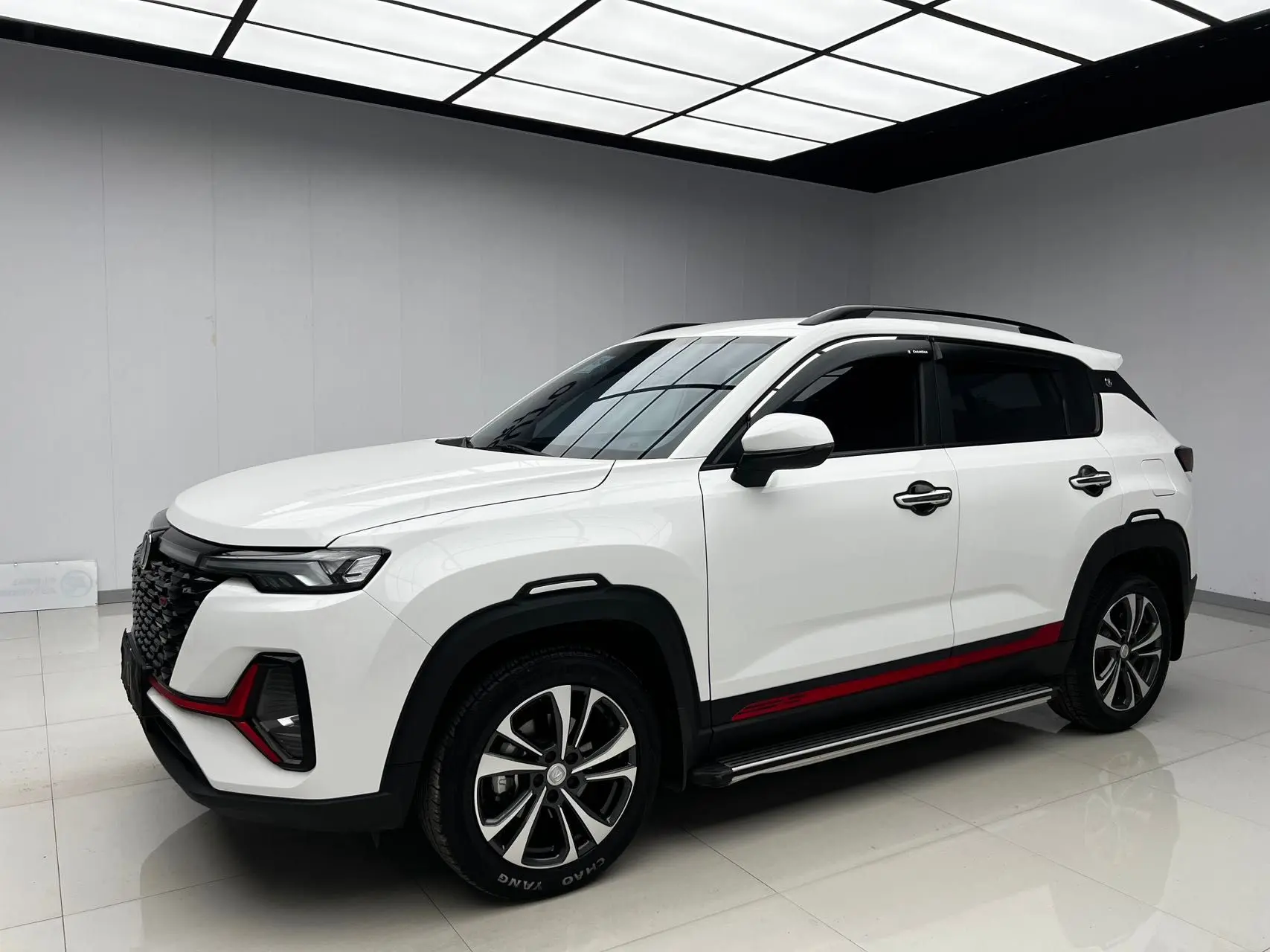 🇨🇳 Ты можешь взять «овощной» кроссовер… А можешь — ДРАЙВОВЫЙ CHANGAN CS35PLUS С ТУРБО...